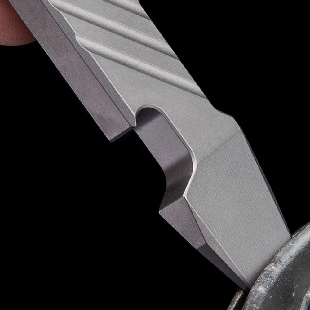 チタン製EDCプライバーツール – 4インチポケットプライバ - Titanium Pry Bar のレビューと価格
